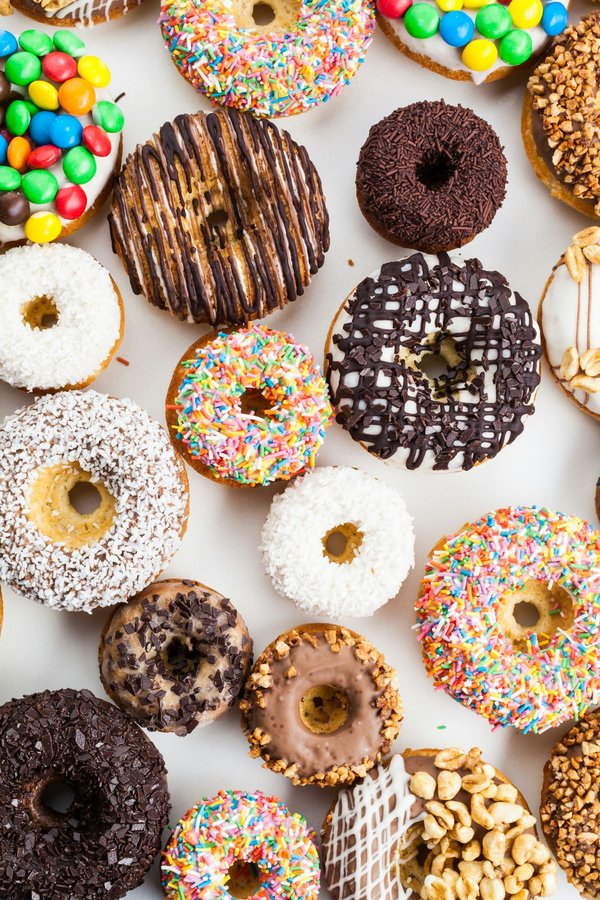 How to select a high-quality ice cream maker for creating smooth and creamy desserts?